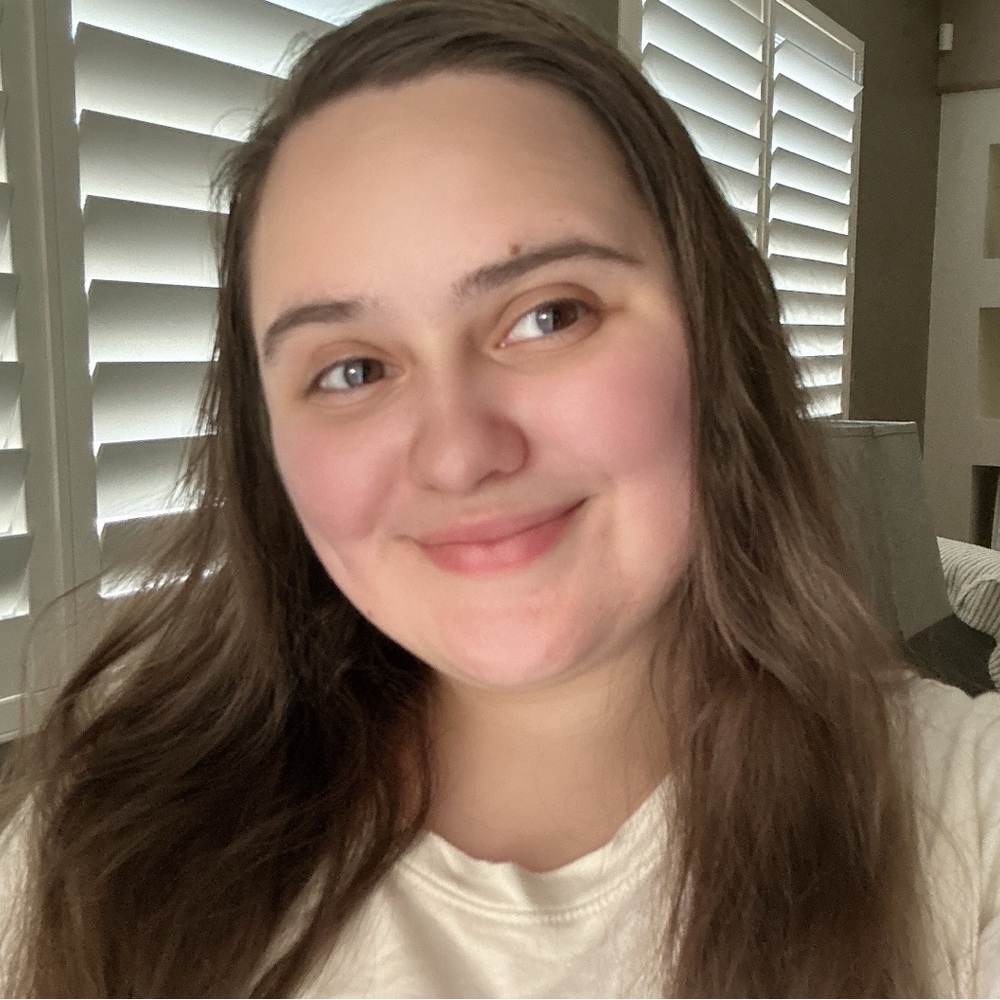 Meet your Posher, Lexi